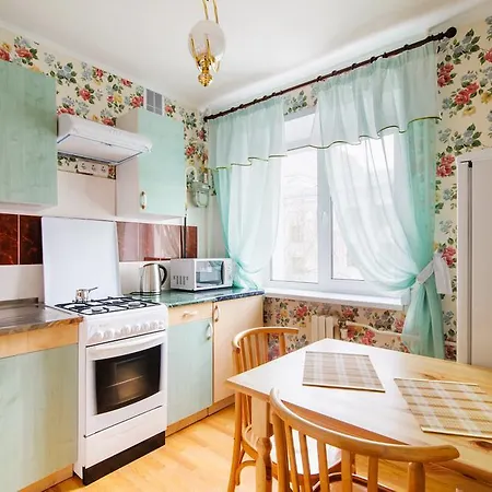 Apartment On Mulyavina 3 Апартаменти