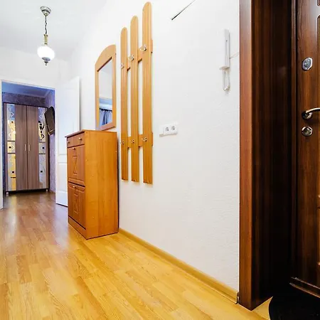 Apartment On Mulyavina 3 Апартаменти