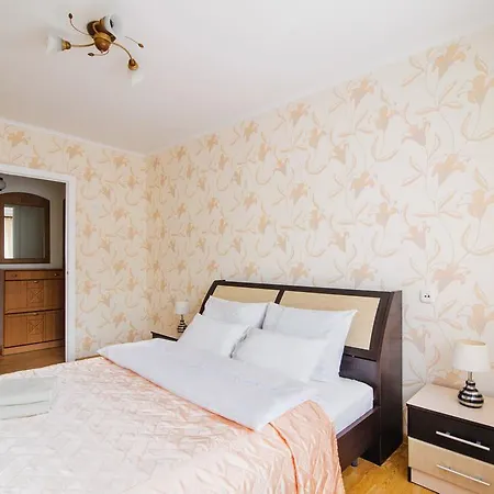 Апартаменти Apartment On Mulyavina 3 Мінськ