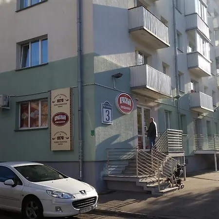 Apartment On Mulyavina 3 Апартаменти